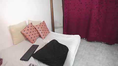 Snapshot of gio_gio44 chatting on February 20, 1:03 am Giorgia online show from February 20, 1:03 am