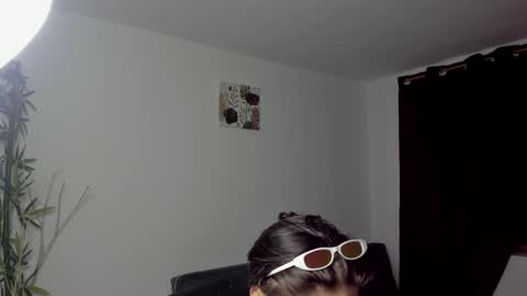 Snapshot of gio_russo chatting on December 5, 3:59 am GioRusso online show from December 5, 3:59 am