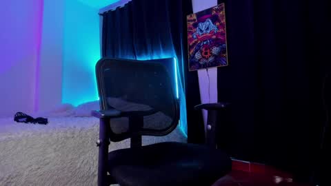 Snapshot of giomar_reyes chatting on January 11, 3:34 am GIOMAR REYES online show from January 11, 3:34 am