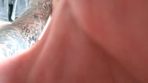 Snapshot of giordano4life chatting on October 22, 6:51 pm TheHoeD online show from October 22, 6:51 pm