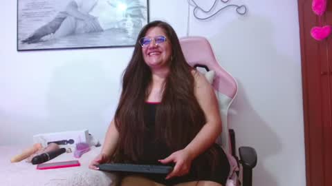 giorgina_montiere online show from July 10, 12:04 am
