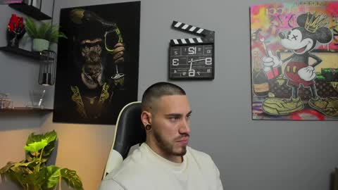 Snapshot of giorgio_leone2 chatting on January 15, 1:12 am Giorgio leone online show from January 15, 1:12 am