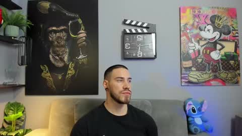 Snapshot of giorgio_leone2 chatting on March 3, 9:05 pm Giorgio leone online show from March 3, 9:05 pm