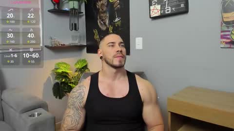 Snapshot of giorgio_leone2 chatting on October 18, 6:41 pm Giorgio leone online show from October 18, 6:41 pm