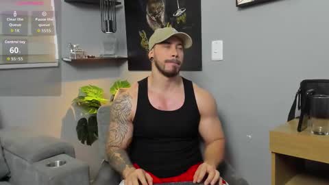 Snapshot of giorgio_leone2 chatting on October 26, 6:14 pm Giorgio leone online show from October 26, 6:14 pm