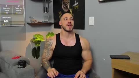 Snapshot of giorgio_leone2 chatting on November 1, 9:39 pm Giorgio leone online show from November 1, 9:39 pm