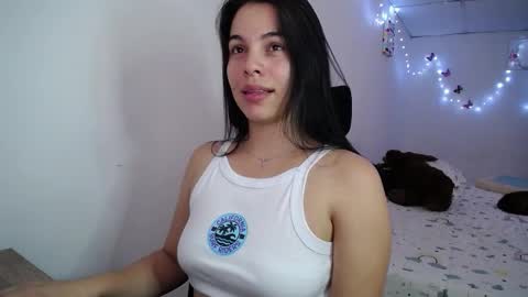 Snapshot of giorivera199 chatting on November 19, 4:01 am GIO RIVERA online show from November 19, 4:01 am