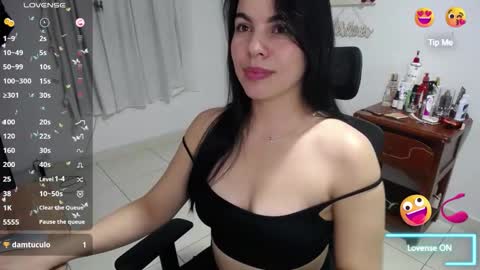 Snapshot of giorivera199 chatting on February 4, 6:30 am GIO RIVERA online show from February 4, 6:30 am