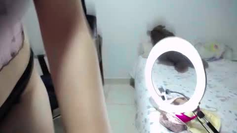 Snapshot of giorivera199 chatting on February 28, 7:09 am GIO RIVERA online show from February 28, 7:09 am