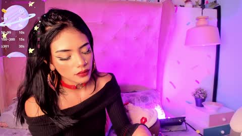 Snapshot of giovanna_oliveira chatting on December 1, 4:29 pm Giovanna online show from December 1, 4:29 pm