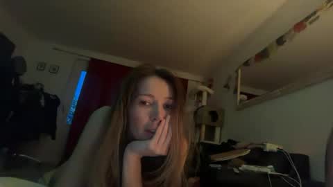 GypsySluts online show from May 15, 2:40 am