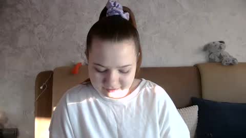 Snapshot of girl_cute07 chatting on May 8, 5:07 pm girl_cute07 online show from May 8, 5:07 pm