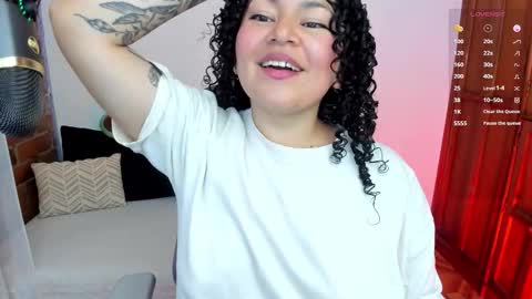 girl_inline online show from March 4, 12:16 am