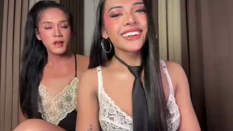 queen ronna online show from August 7, 4:42 pm