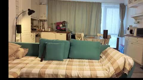 Girlfriend online show from February 22, 3:10 pm