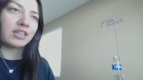 Snapshot of girlnextdoor702 chatting on December 3, 5:44 pm Jasmine online show from December 3, 5:44 pm