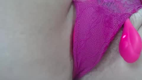 Snapshot of girlvictoria chatting on October 23, 1:32 pm Victoria online show from October 23, 1:32 pm