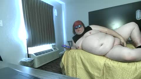 Girth online show from December 7, 7:21 pm