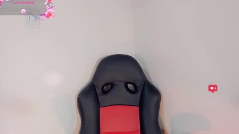 Snapshot of gisele_fox chatting on February 11, 6:08 am Gisel online show from February 11, 6:08 am