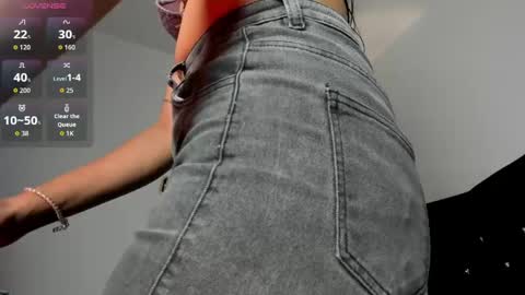 Gisell online show from April 27, 1:20 pm