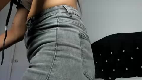 Gisell online show from June 11, 1:20 pm