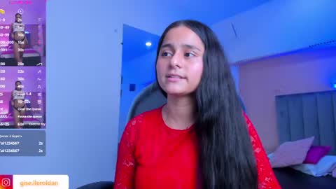 GISELLE ROLDAN online show from July 25, 5:27 am
