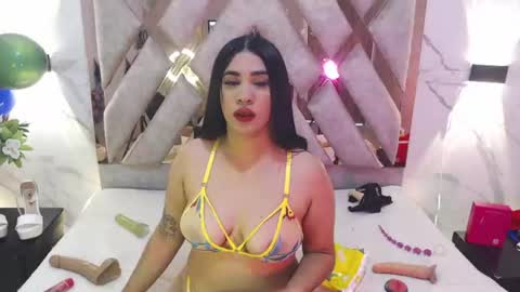 giselslut online show from June 23, 5:00 pm