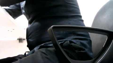 Snapshot of gitano691 chatting on July 7, 8:51 am gitano691 online show from July 7, 8:51 am