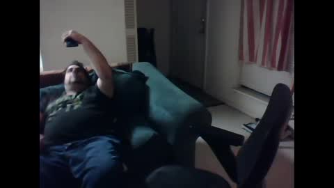 Snapshot of gitmehard008 chatting on December 28, 11:41 am gitmehard008 online show from December 28, 11:41 am