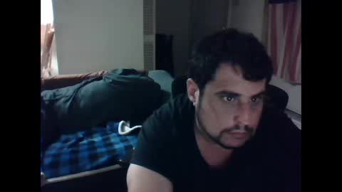 Snapshot of gitmehard008 chatting on December 30, 5:15 am gitmehard008 online show from December 30, 5:15 am