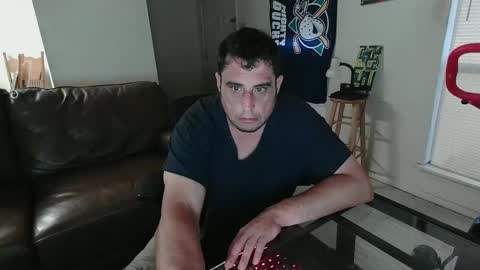 Snapshot of gitmehard008 chatting on September 19, 11:44 am gitmehard008 online show from September 19, 11:44 am