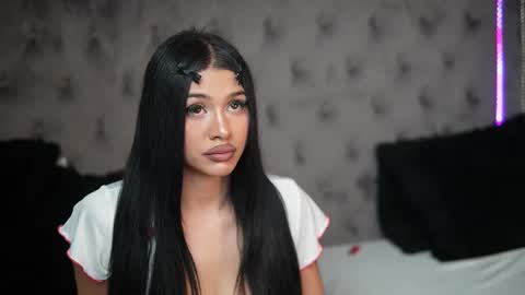 Snapshot of giuliasya chatting on October 12, 8:30 pm Giulia online show from October 12, 8:30 pm