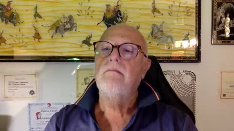 giutomma930394 online show from June 3, 9:20 pm