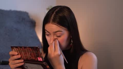 Agness online show from December 19, 2:35 pm