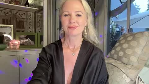 Gl1tter Barbie online show from November 6, 3:51 am