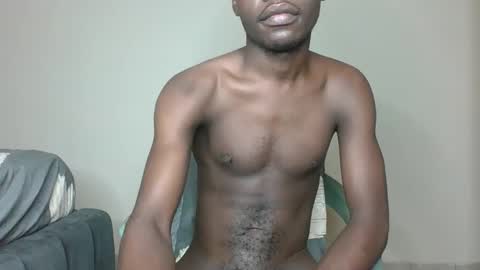 Snapshot of glane_ chatting on February 26, 4:47 am James online show from February 26, 4:47 am