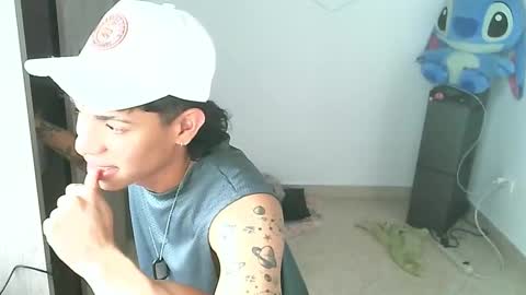 glen_connor_11 online show from January 12, 6:46 pm