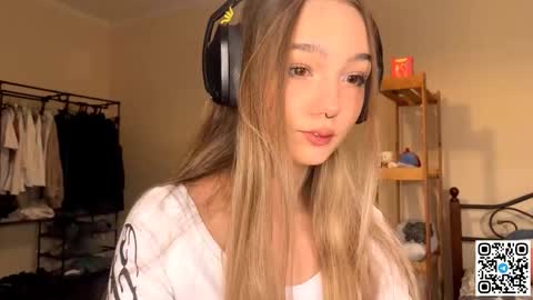 Snapshot of glennbloebaum chatting on November 30, 11:03 am Catalina online show from November 30, 11:03 am