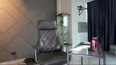 Matthew .. for short call me Matt online show from January 16, 9:16 am