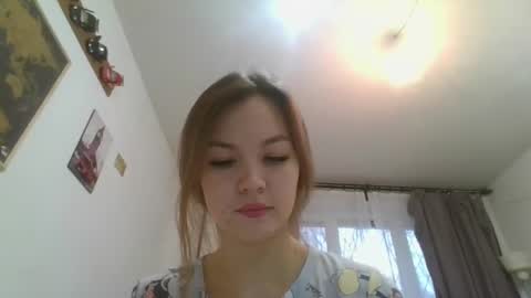 Snapshot of glitter_doll chatting on January 28, 8:47 am glitter_doll online show from January 28, 8:47 am