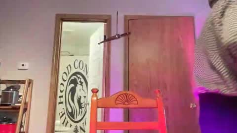 Snapshot of globalmovement chatting on December 2, 7:09 pm globalmovement online show from December 2, 7:09 pm