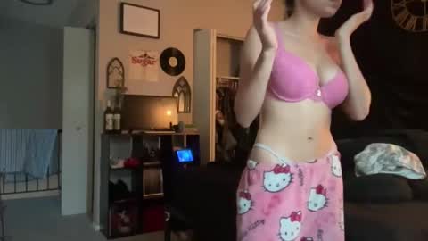 Snapshot of globberton chatting on October 15, 5:57 pm Baby Bimbo online show from October 15, 5:57 pm