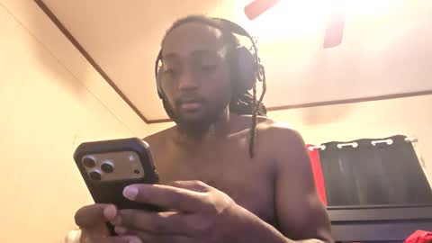 glomightyj online show from May 16, 4:17 pm