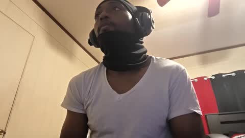 glomightyj online show from May 18, 7:41 pm