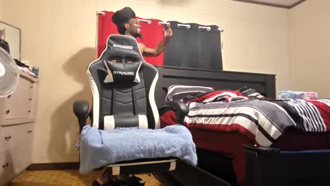 glomightyj online show from May 20, 10:16 pm