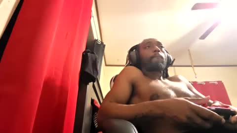 glomightyj online show from June 14, 1:58 am