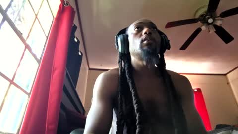 glomightyj online show from June 27, 8:58 pm