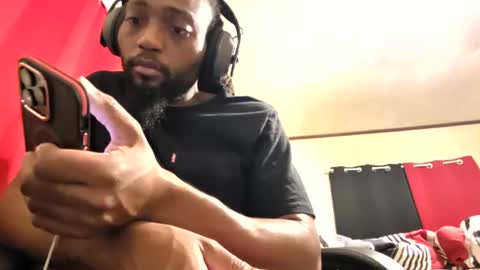 glomightyj online show from July 26, 4:09 am