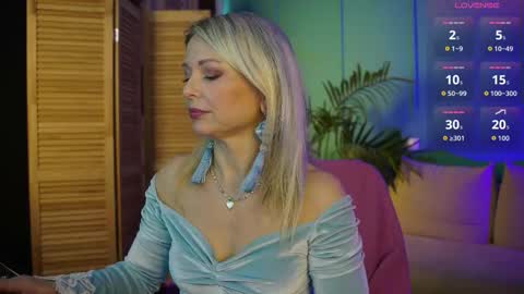 Gloria online show from October 23, 10:47 am