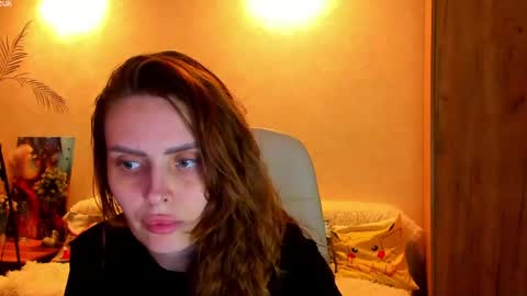 Gloria Wood online show from May 8, 9:42 pm